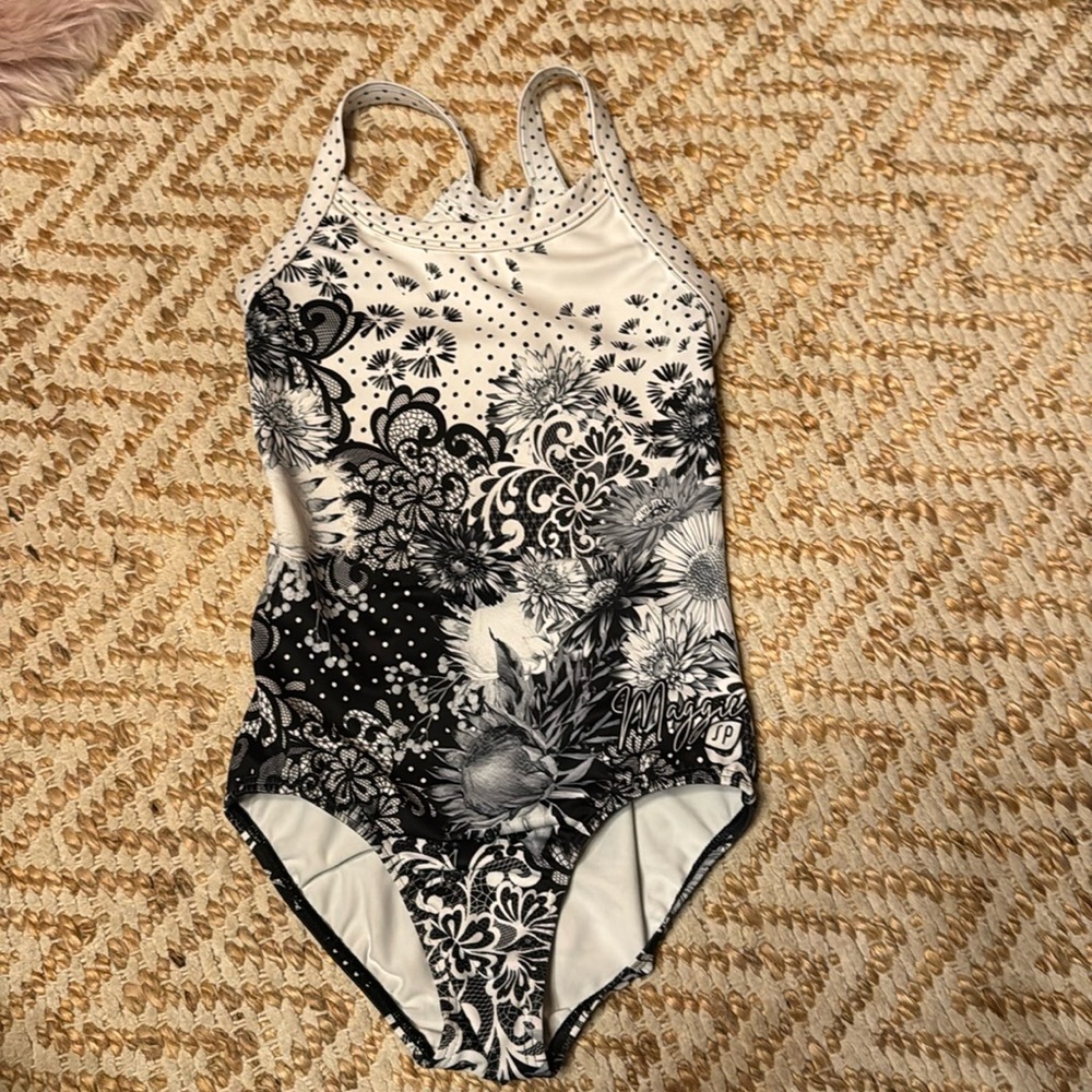 EUC SylviaP X Maggie leotard size 8